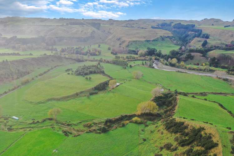 2732 Kimbolton Road Kimbolton_24