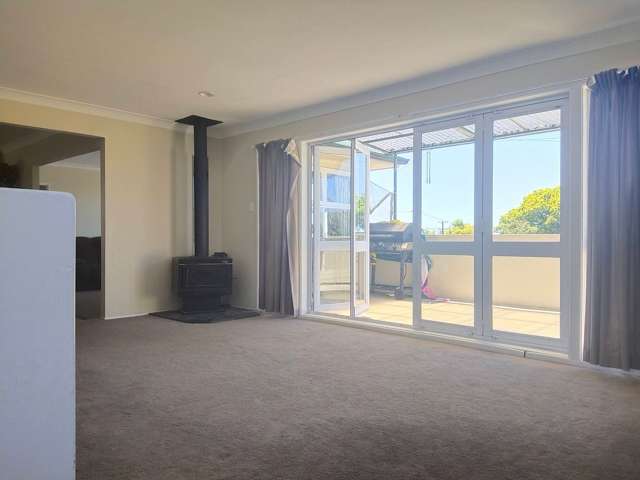 79 Tirimoana Road Te Atatu South_2