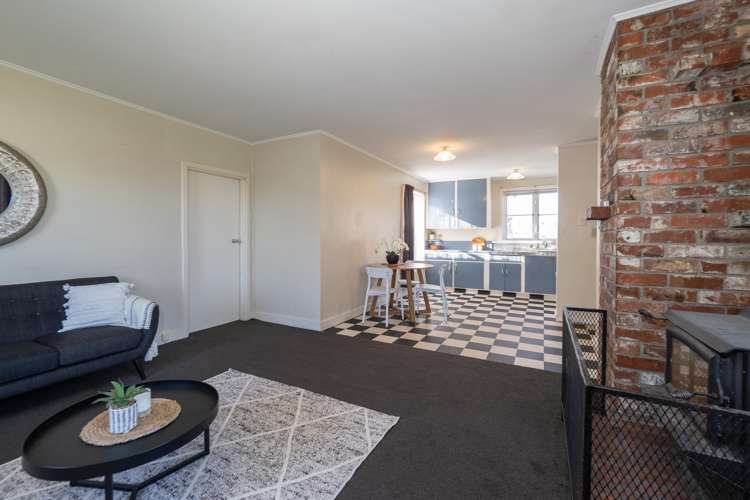 37 Racecourse Road Allenton_3