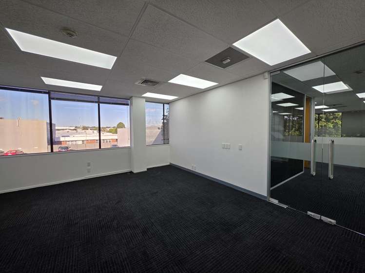 Suite 1.03/12 Walls Road Penrose_4