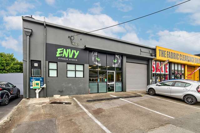 Prime Petone showroom & warehouse