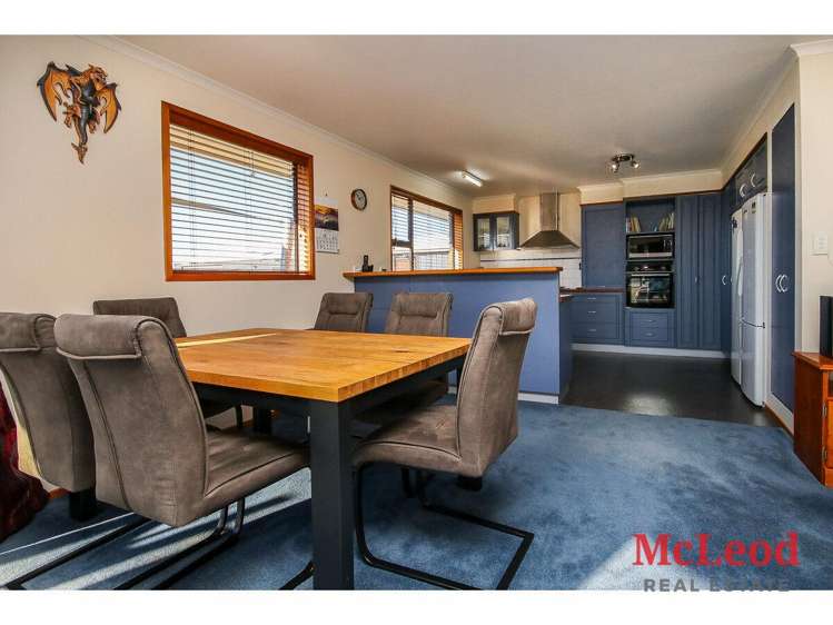 150 Racecourse Road Allenton_14