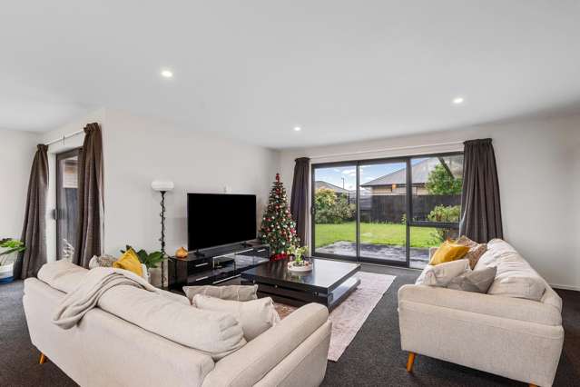 8 Inaka Street Lincoln_2