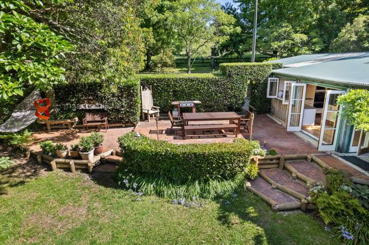 67 Gregory Road Waitakere_16