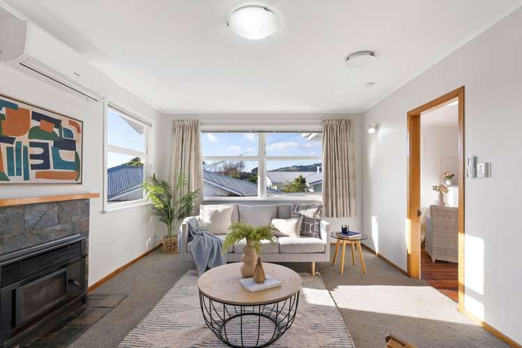 19 Diane Grove Paparangi_4