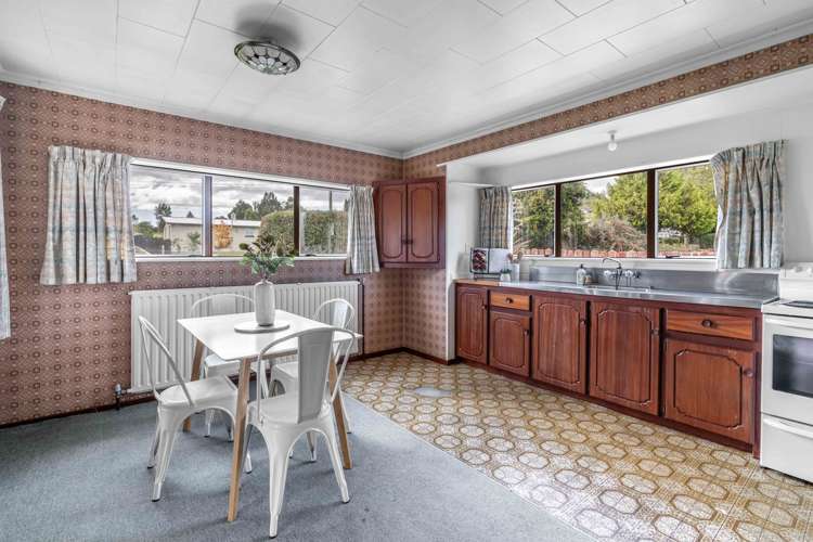 1a Talbot Street Gore Surrounds_5