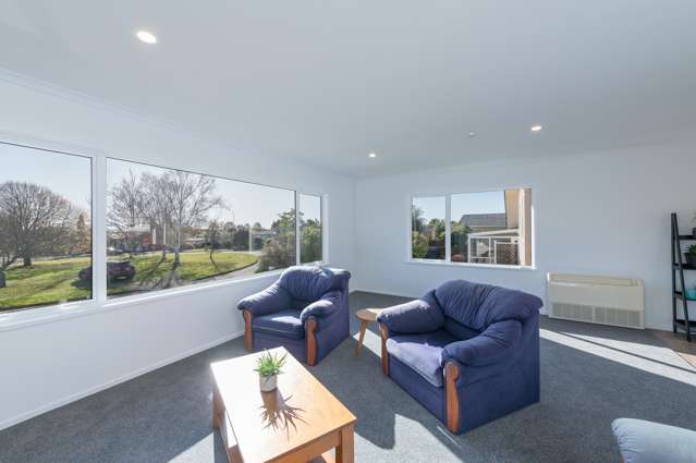 26 Keats Crescent Stoke_1