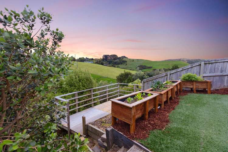 108 Falcon Drive Welcome Bay_23