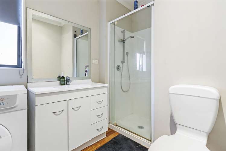 13 Sentosa Place Clover Park_26