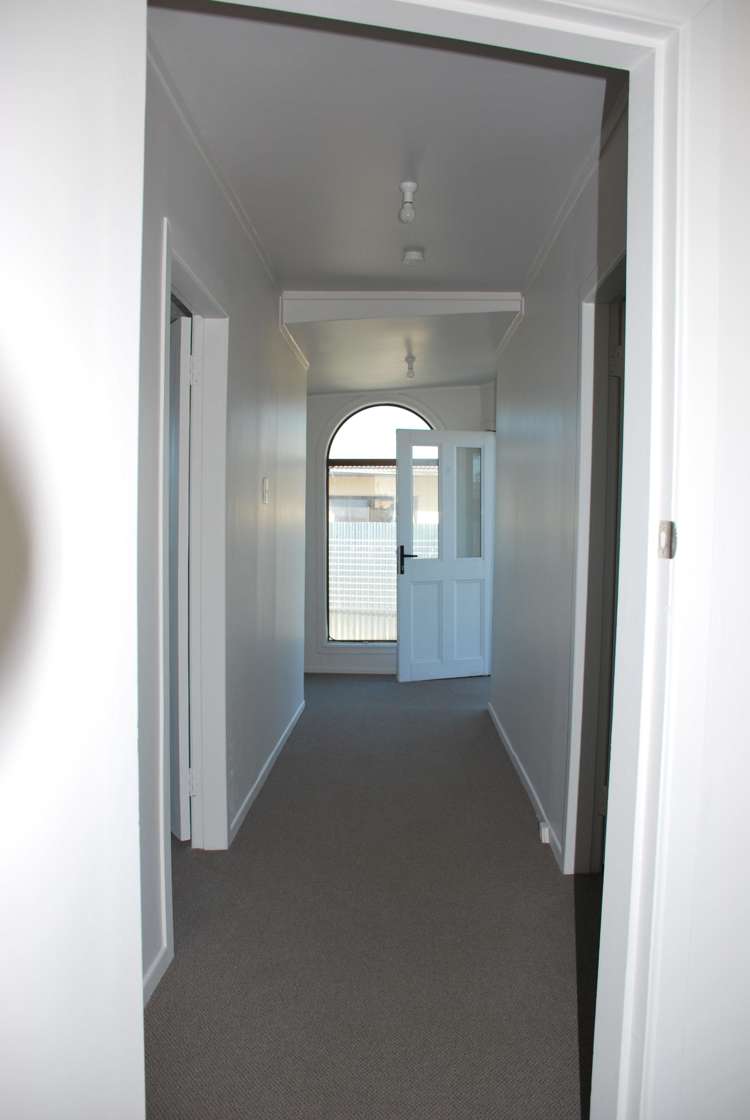 10a Holmes Place Flaxmere_6