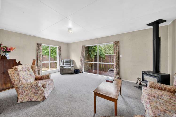 5A Tasman Crescent Carterton_1