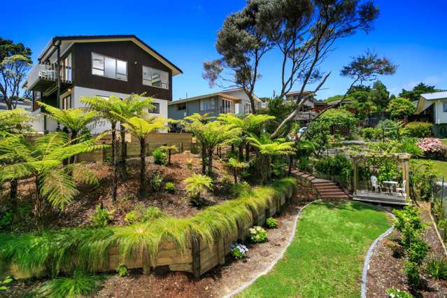 7 Pluto Place Beach Haven_1