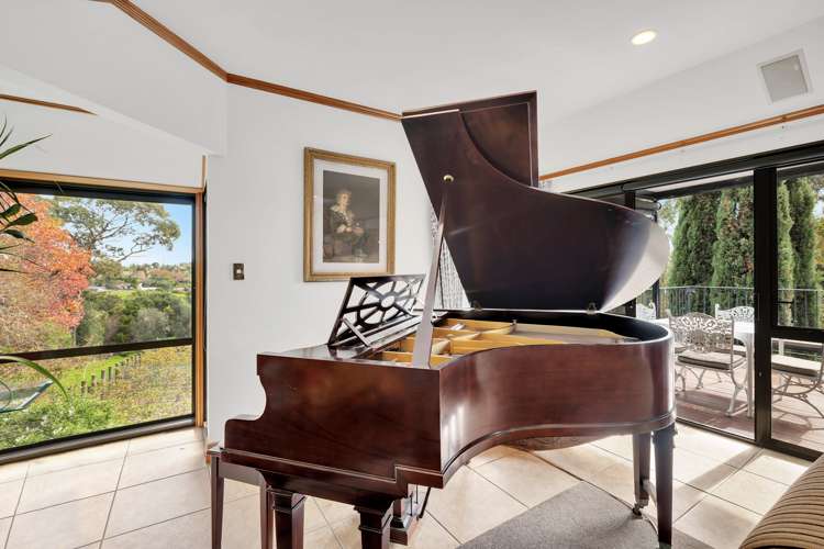 392 Redoubt Road Totara Park_11