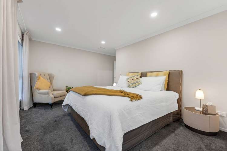 43 Matahae Drive Flat Bush_30