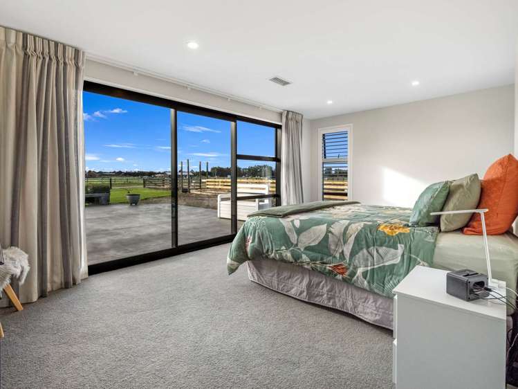 12 Meadowlands Green Allenton_21