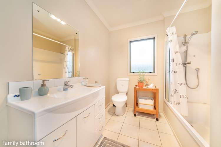 35a Forest Road Pinehaven_8