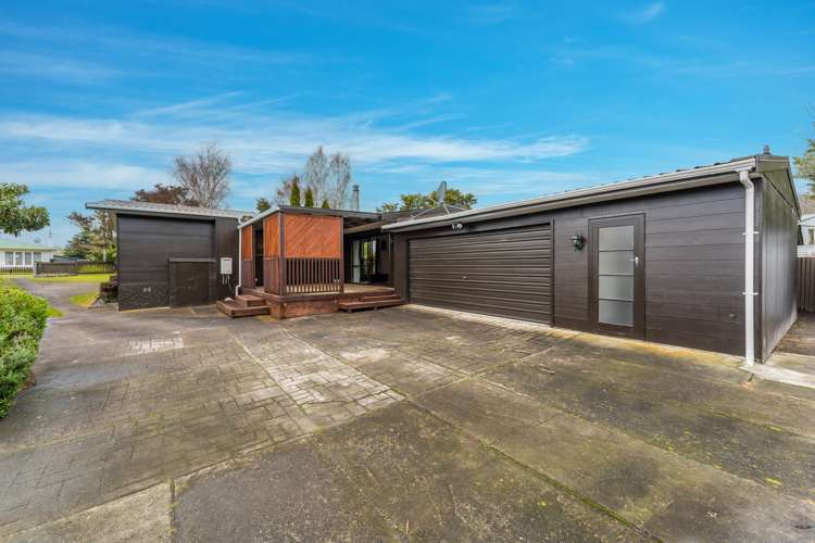 7 Tawa Street Hilltop_11