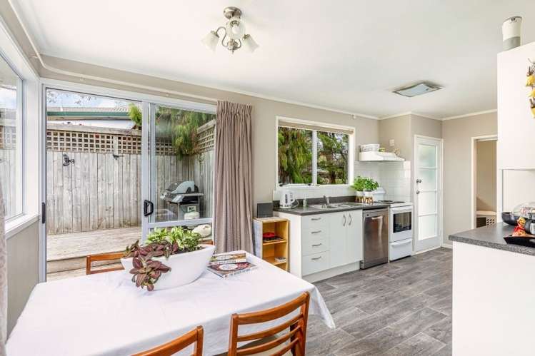14 Florence Daly Place Mount Roskill_5