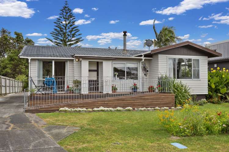 9 Walton Street Red Beach_22