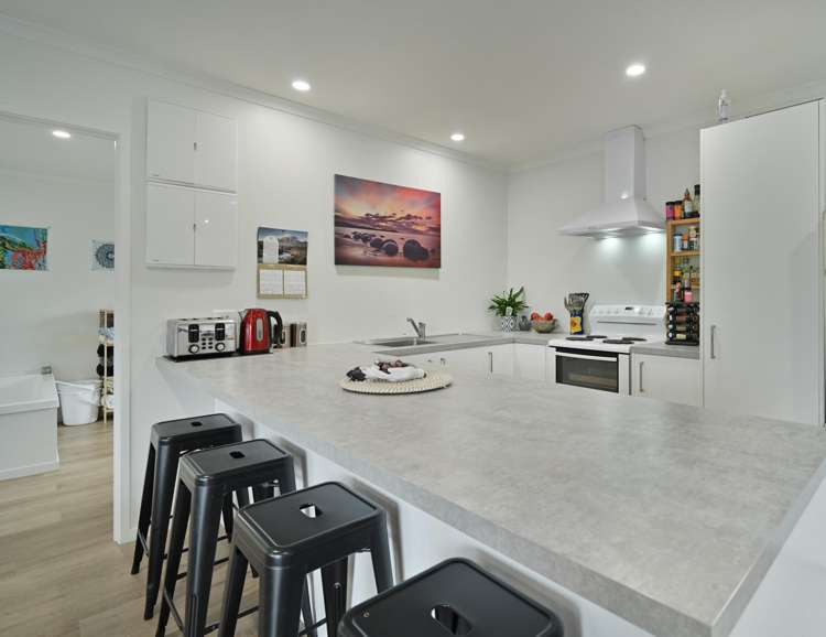A/B/605 Queen Street_3