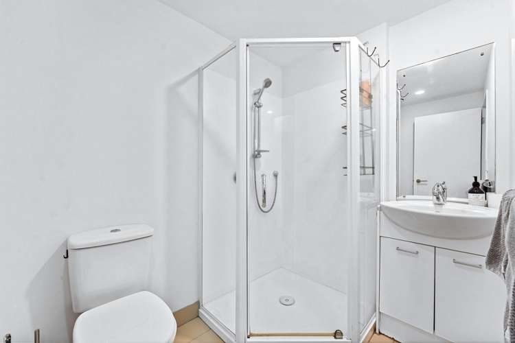 5M/23 Emily Place Auckland Central_6