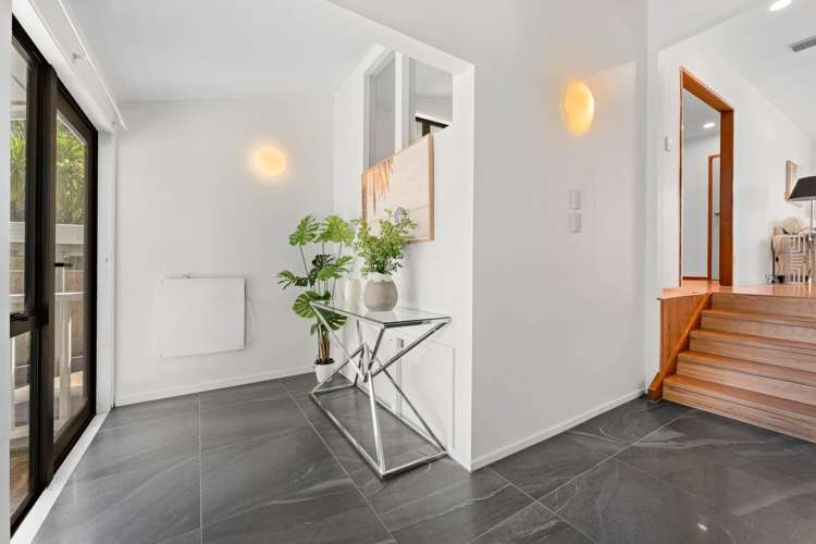 51 Saddleback Rise Murrays Bay_13