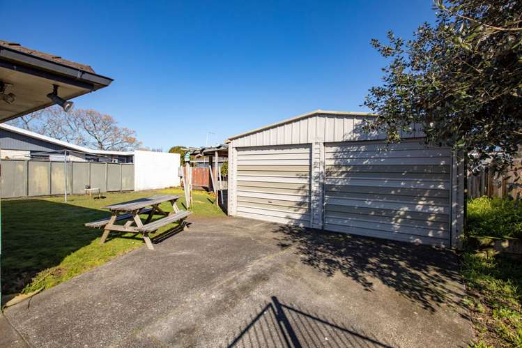 3 Dalton Crescent Dinsdale_8