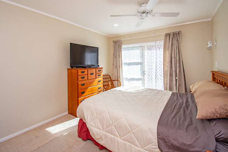 52 Kuripaka Crescent The Gardens_11