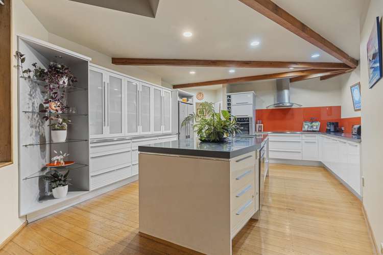 647 Plymouth Road Koru_10