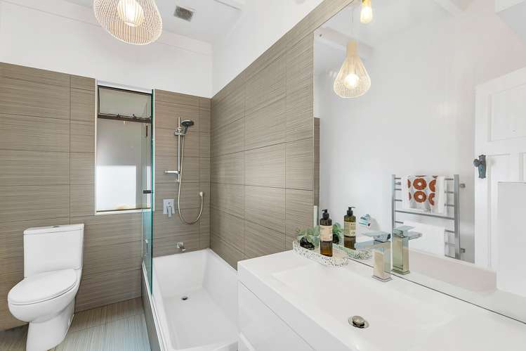 23 Formby Avenue Point Chevalier_13