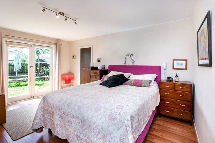 6 Ingleby Place Kelston_18