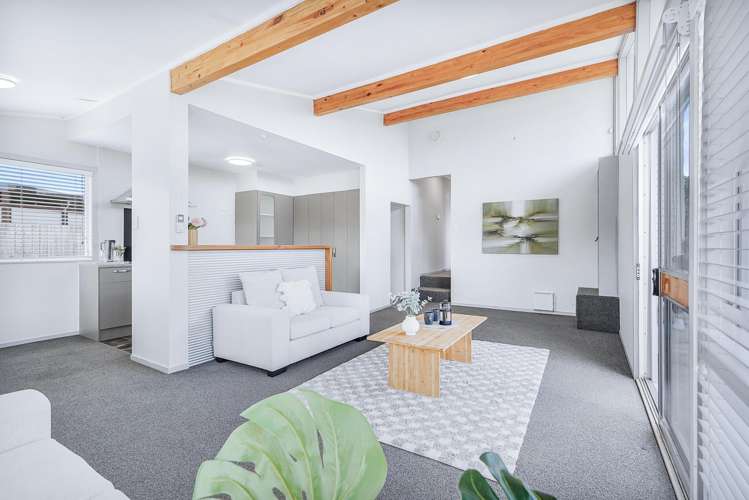 24 Ashurst Avenue Pukete_6