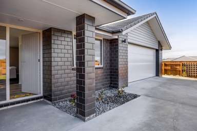 9 Midsummer Avenue_1