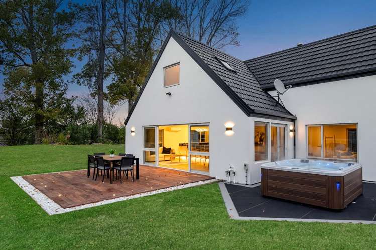 103 Regents Park Drive Casebrook_5