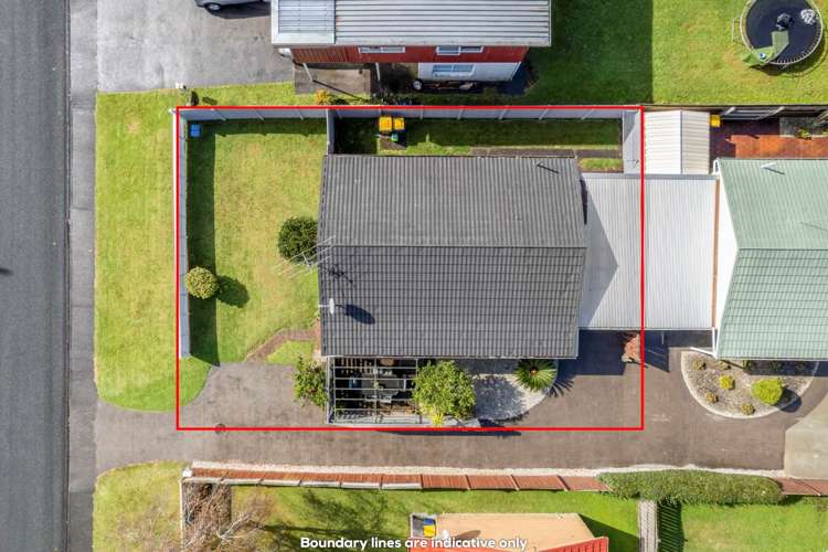 3/1 Frank Evans Place Henderson_16