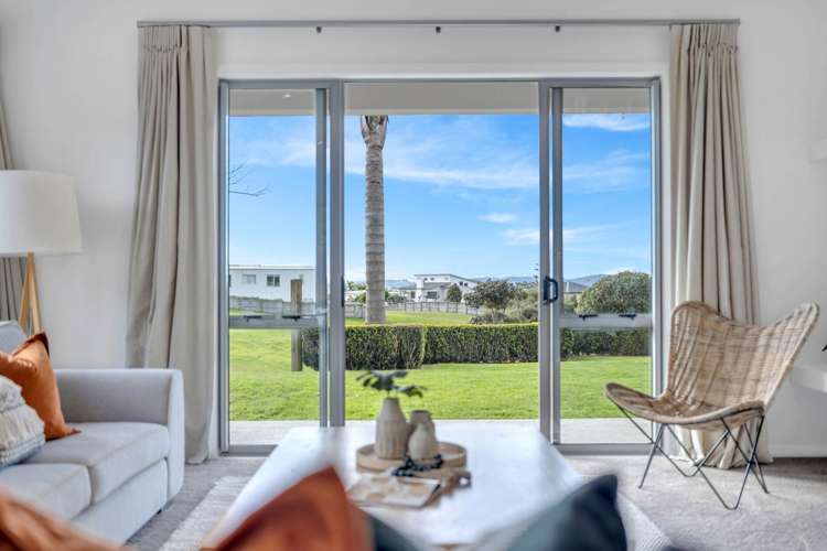 9 Intrepid Crescent Beachlands_7