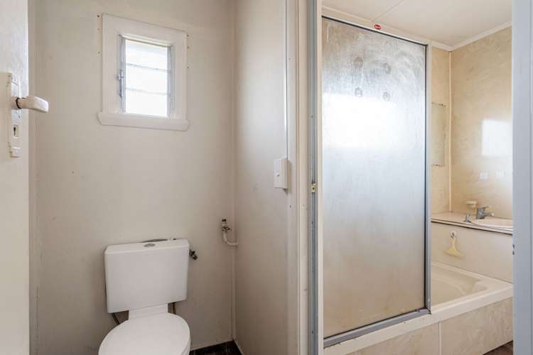 86 Parkers Road Tahunanui_15