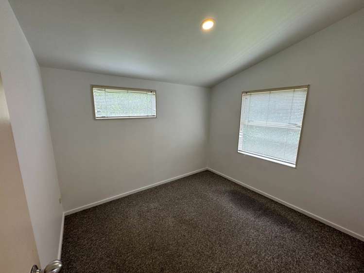 1054A Great North Road Pt Chevalier_5