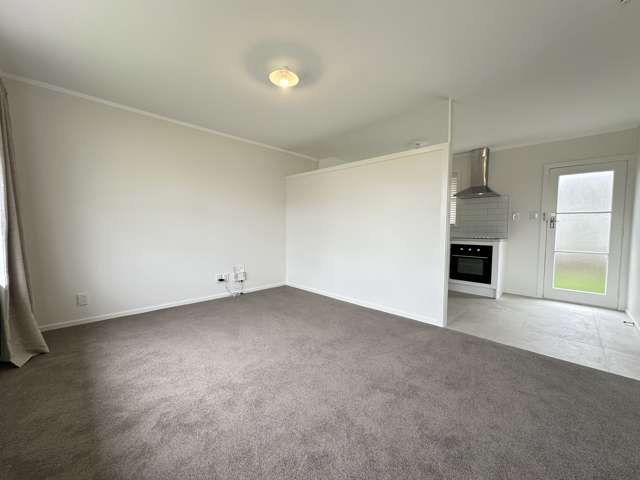 1/23 Blockhouse Bay Road Avondale_2