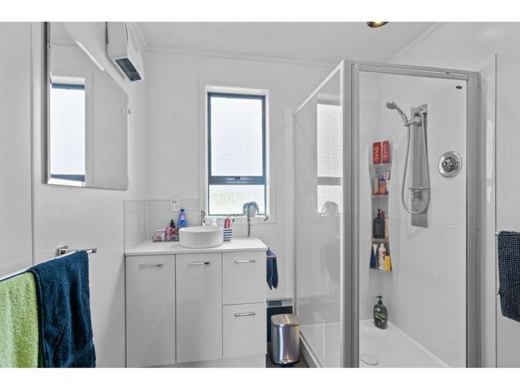 2 Scott Street Strathern_14