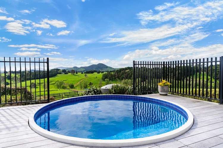226 Knight Road Ruatangata West_10
