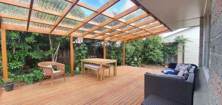 13 William Benton Street Featherston_25