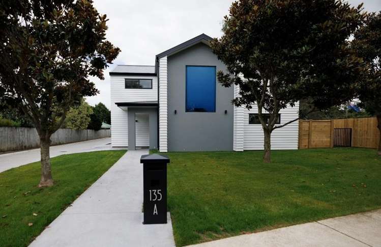 135A Victoria Street 11373_1