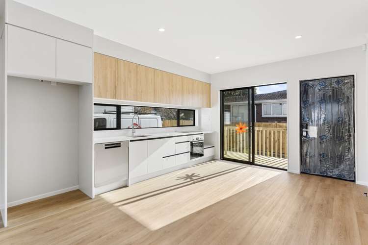 2/67 Aranui Road Mount Wellington_3