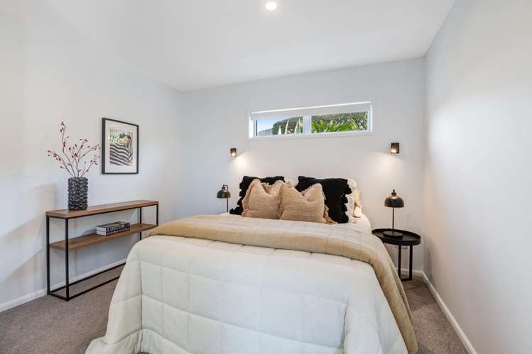 1/4 Roberts Road Matakatia_27