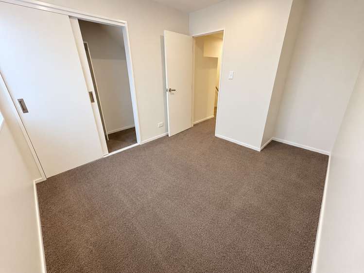 48 Selo Street Glen Eden_18