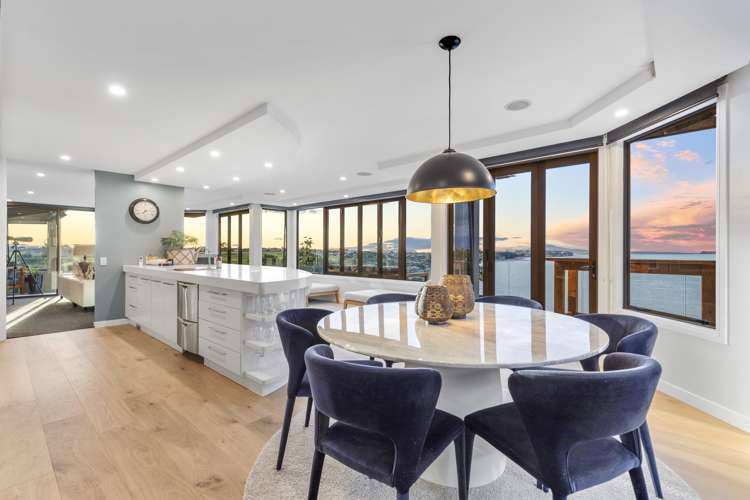 2/285 Bleakhouse Road Eastern Beach_13