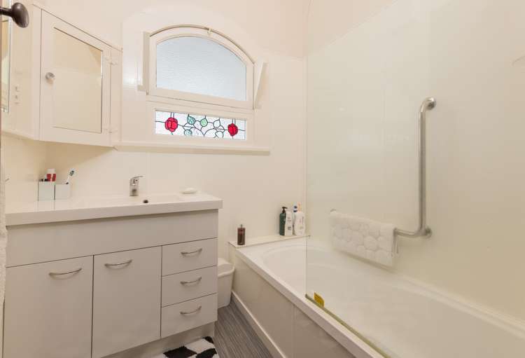 2/130 Queen Street Richmond_12