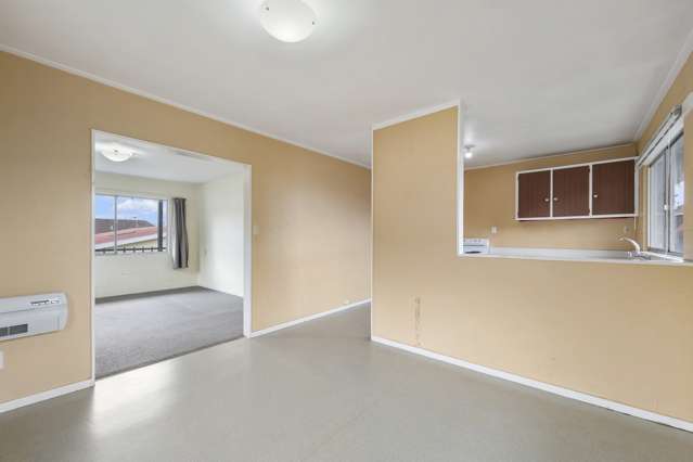 6/175 Queens Drive Lyall Bay_3