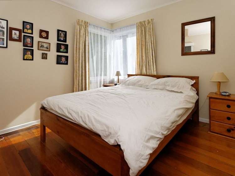 198 Golf Road Titirangi_10